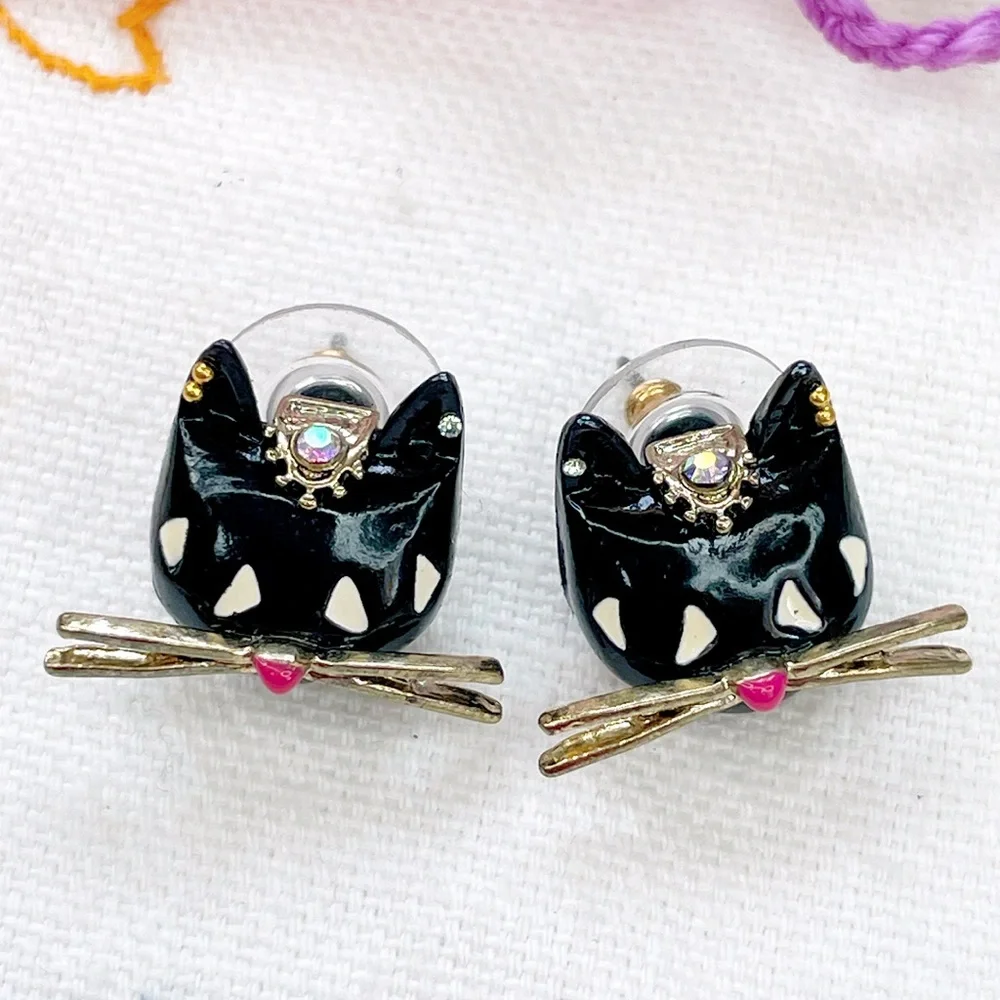 Betsey Johnson Black Cat pierced stud Earrings